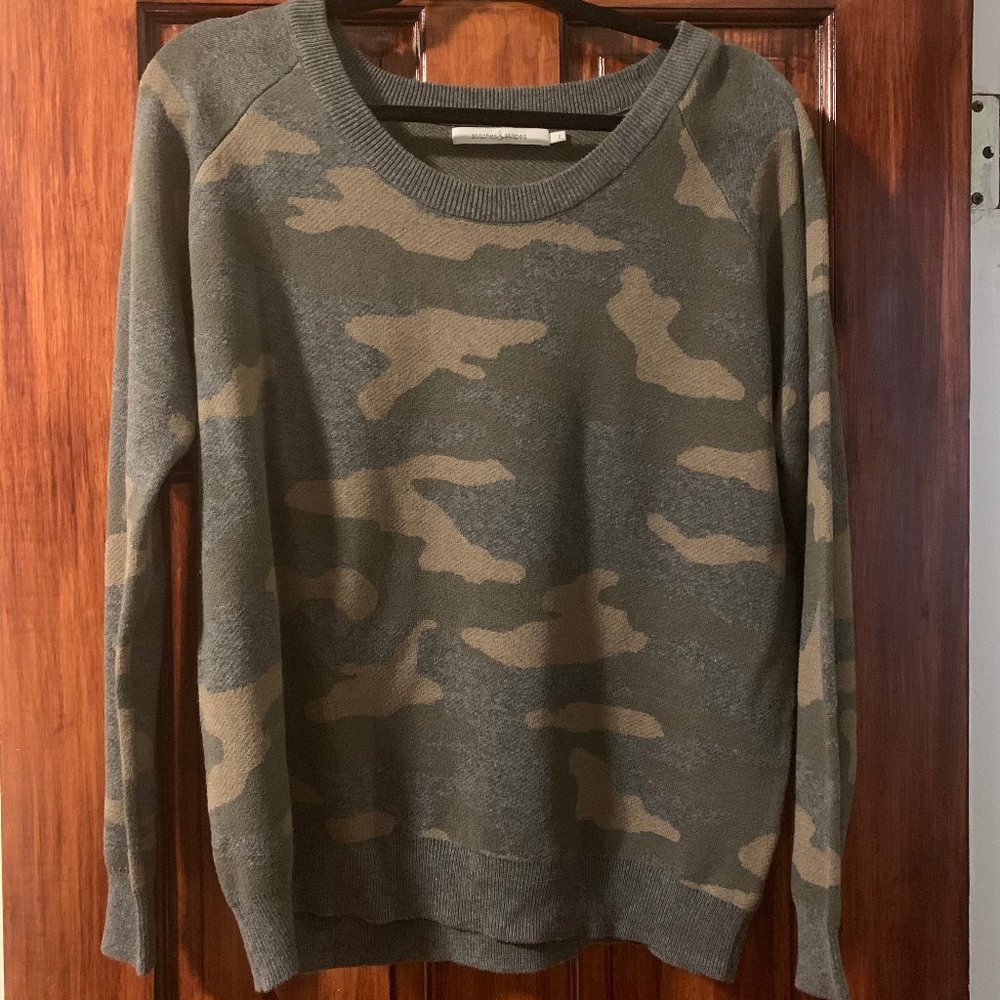 Camo Scoop Neck Cotton Blend Pullover